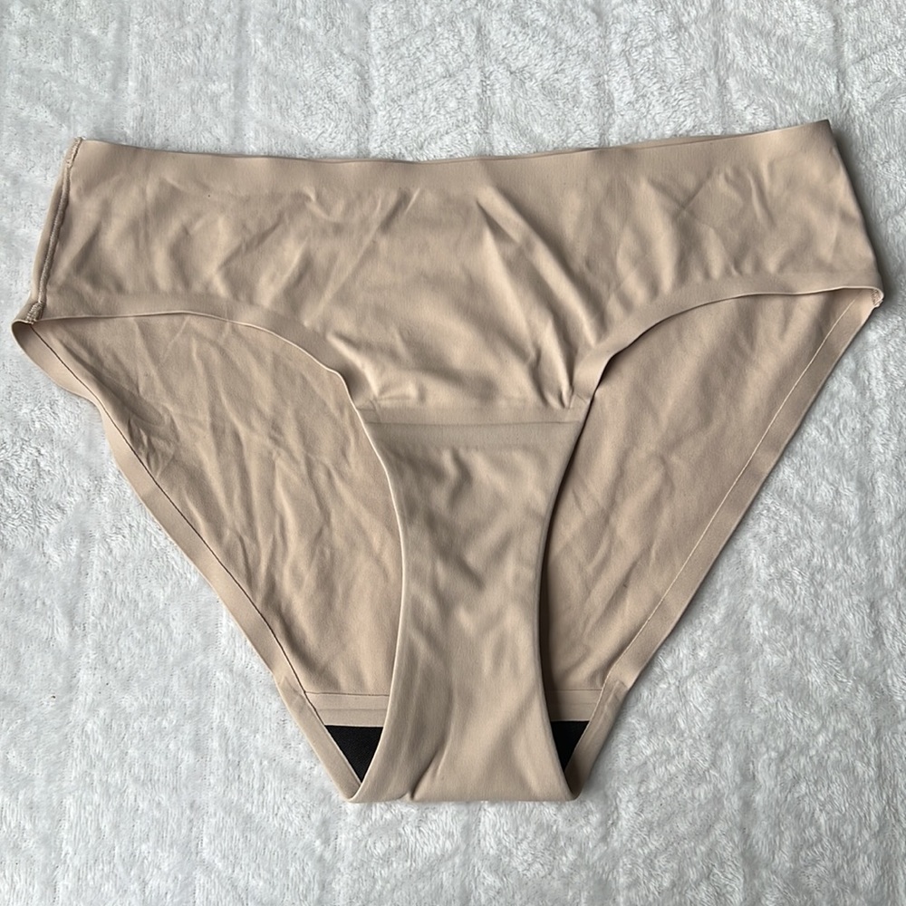 proof .Moderate Absorbency Leak Proof Brief - Picture 4 of 9